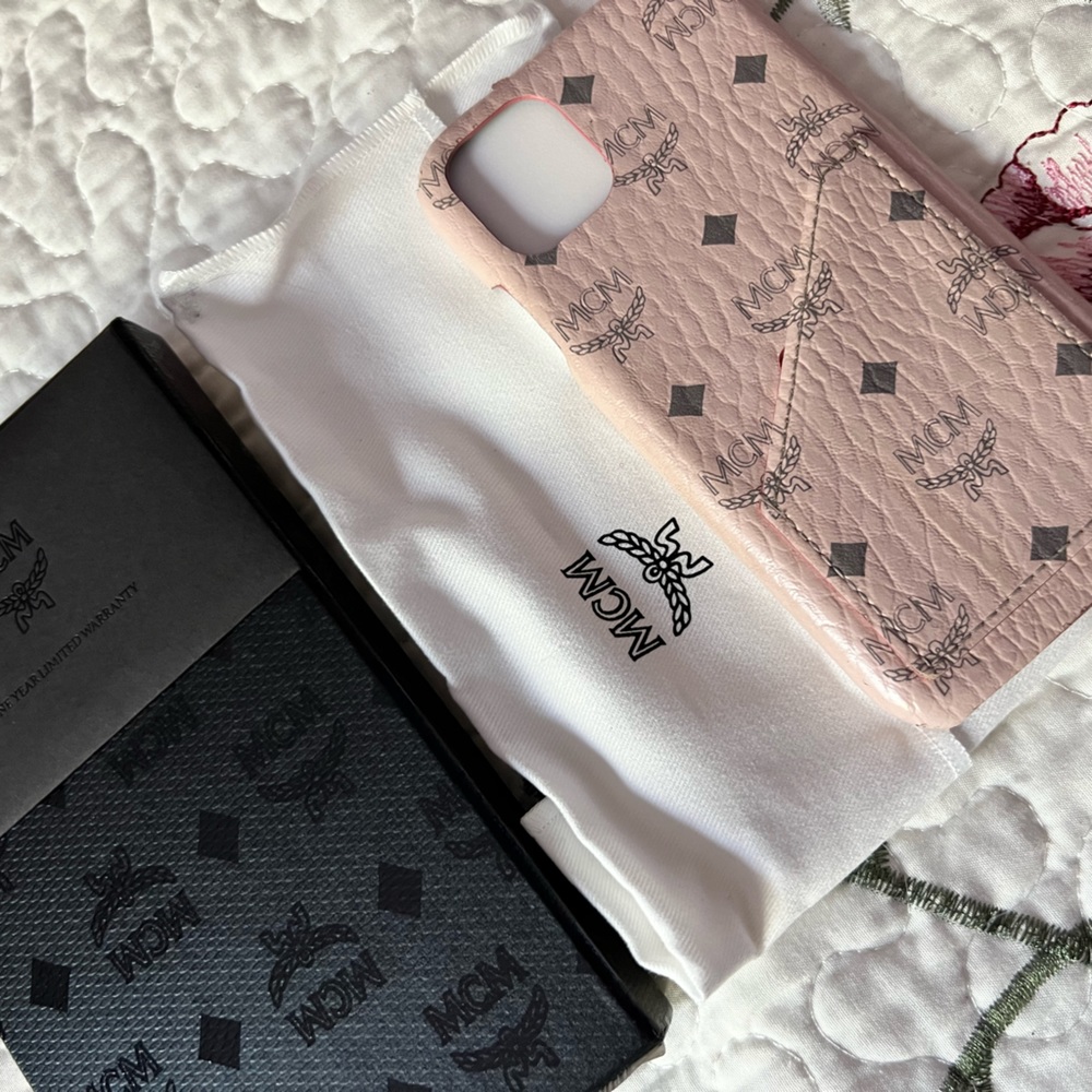 MCM IPhone 11pro case
